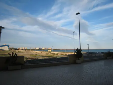 Appartement en bord de mer avec piscine et climatisation à La Manga - Photo 6