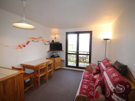 Appartement 2 Pièces avec Balcon à 400m des Pistes, Parking Gratuit - Photo 3
