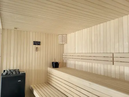 Appartement de standing 4 chambres, sauna, parking, wifi - Photo 13