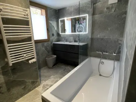 Appartement Alpin Chaleureux avec Sauna et Parking à La Rosière - Photo 6