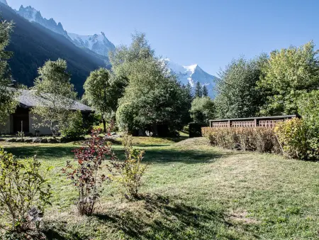 Superbe duplex avec jardin à Chamonix, 4 pers, animaux admis, parking, wifi - Photo 1
