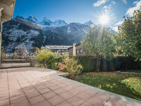 Superbe 4* Appartement de 3 Chambres au Cœur de Chamonix avec Wifi - Photo 14