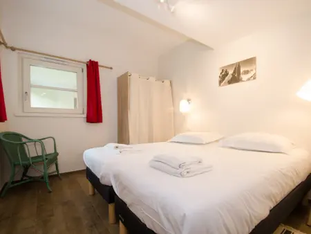 Appartement rénové avec vue Mont-Blanc, parking et WiFi à Chamonix - Photo 6