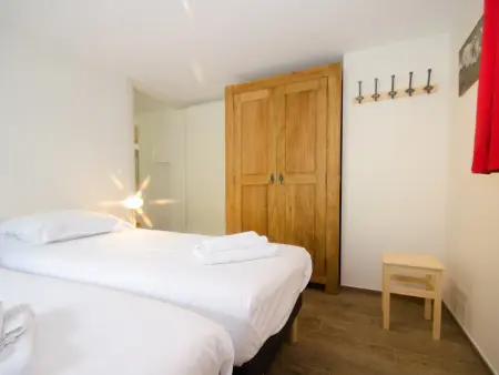 Appartement rénové avec vue Mont-Blanc, parking et WiFi à Chamonix - Photo 13