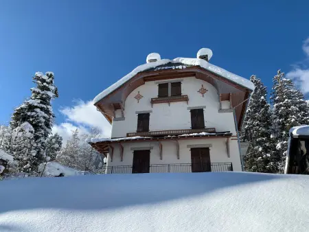 Appartement rénové avec vue Mont-Blanc, parking et WiFi à Chamonix - Photo 17