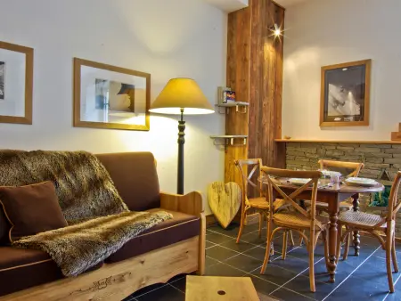 Superbe appartement Chamonix pour 4, balcon, vue Mont Blanc - Photo 2