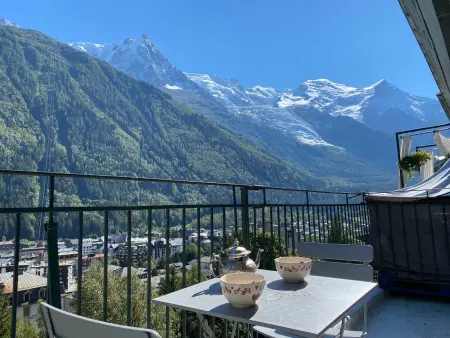 Superbe appartement Chamonix pour 4, balcon, vue Mont Blanc - Photo 8