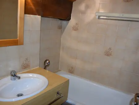 Chaleureux Appartement 3 Pièces à 400m du Téléphérique - Photo 6
