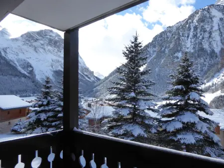 Charmant 2 pièces, balcon sud, piscine chauffée - Photo 2