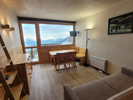 Studio rénové avec coin montagne près des pistes - Vue Mont Blanc - Photo 4