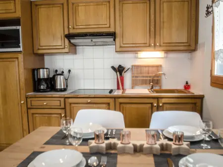 Appartement calme 3 étoiles avec Wi-Fi et parking, Chamonix - Photo 4