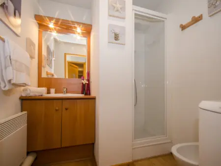 Appartement calme 3 étoiles avec Wi-Fi et parking, Chamonix - Photo 5