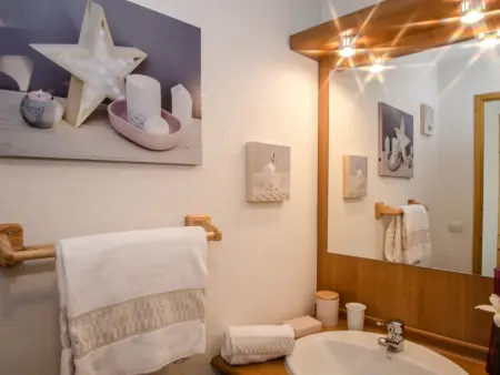 Appartement calme 3 étoiles avec Wi-Fi et parking, Chamonix - Photo 7