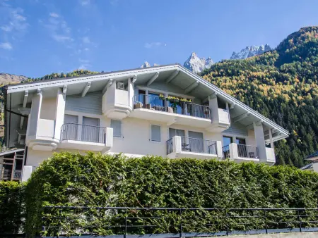 Appartement calme 3 étoiles avec Wi-Fi et parking, Chamonix - Photo 17