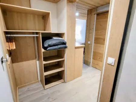Appartement rénové, ski aux pieds, balcons, 3 pièces pour 8 pers. - Photo 9