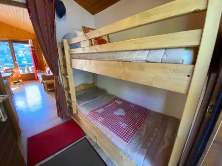 Studio 4 pers. sur les pistes avec balcon et parking - Photo 8