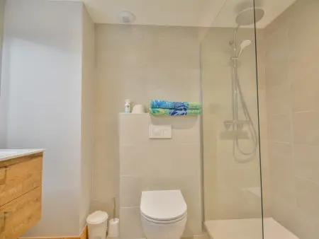 Appartement T3 à Morzine avec Jacuzzi Privatif, Proche Navettes, 8 Pers. - Photo 4