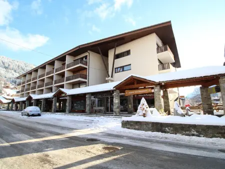 Studio 4 pers, centre village, 450m télécabine, balcon, casier à skis, animaux acceptés - Photo 8