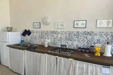 Appartamento Solanto Mare, Villa en Sicile avec jardin et accès à la mer - Photo 2