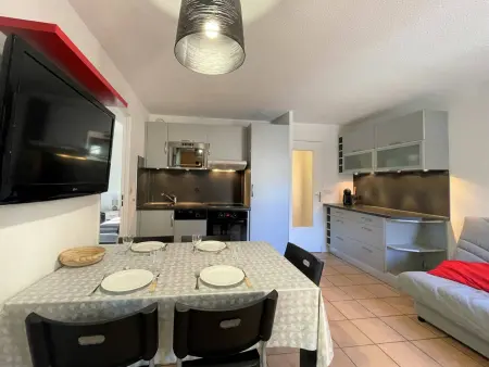 Spacieux T3 à Briançon - 6 pers, 2 balcons, parking, proche télécabine et commerces - Photo 5