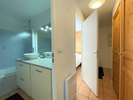 Spacieux T3 à Briançon - 6 pers, 2 balcons, parking, proche télécabine et commerces - Photo 14