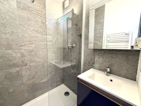 Charmant studio à Crest-Voland, 4 pers., proche pistes, balcon, parking privé - Photo 10