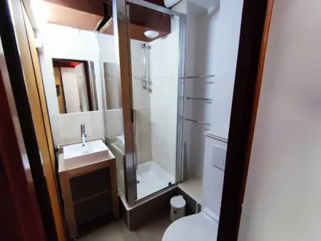 Appartement 3 chambres au pied des pistes avec garage et Wi-Fi - Photo 9