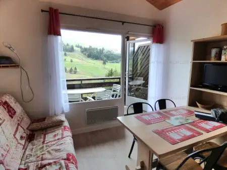 Studio lumineux + coin montagne 23m² - 4 pers, balcon, Chinaillon - Photo 3