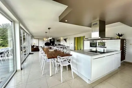La Villa Coocoon, Villa à Coo avec Piscine et Vue - Photo 3