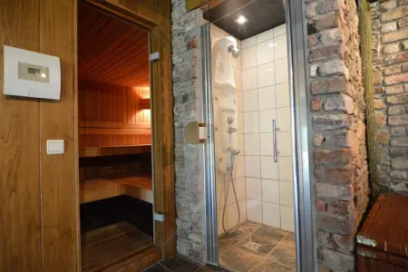 Au Pré Fleuri, Luxueux gîte à La Venne, sauna et hammam, près des Hautes-Fagnes - Photo 20