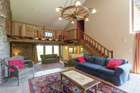 Le Gîte de Jevigné, Gîte rustique à Jevigné - Photo 1