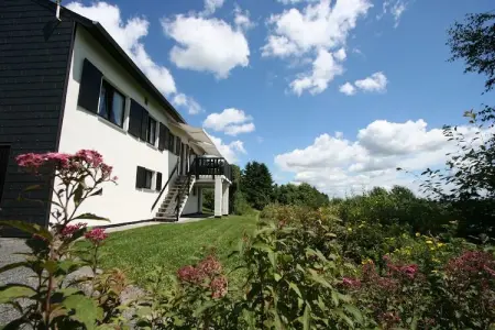 Carpe Diem, Charmante maison de vacances avec sauna à Houffalize - Photo 1