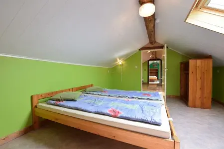 Dans les Champs, Chalet à Petite Langlire avec bain moussant - Photo 24