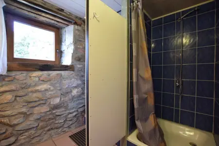 Dans les Champs, Chalet à Petite Langlire avec bain moussant - Photo 28