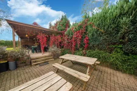 Claire Fontaine, Maison de vacances à Montleban avec jardin - Photo 15