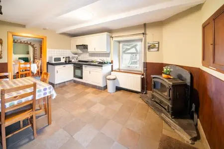 Gite la Randonnee, Retraite élégante dans les Ardennes - Photo 3