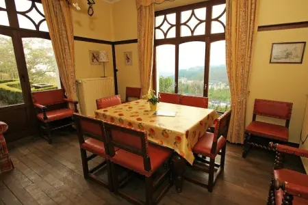 Heurtebise, Maison près du château de Bouillon - Photo 1