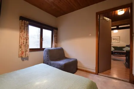 La Buresse, Chalet forestier avec étangs - Photo 11