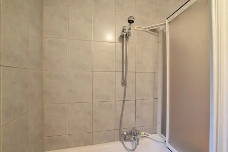 La Buresse, Chalet forestier avec étangs - Photo 16