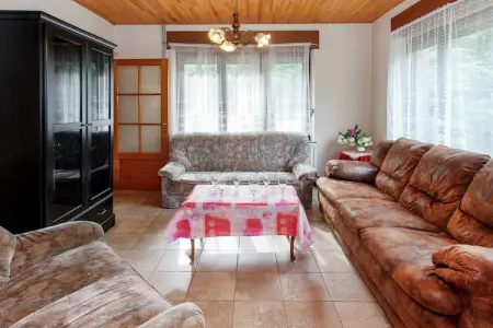 Le Champi, Maison de vacances avec jardin clôturé proche forêt à Manhay - Photo 4