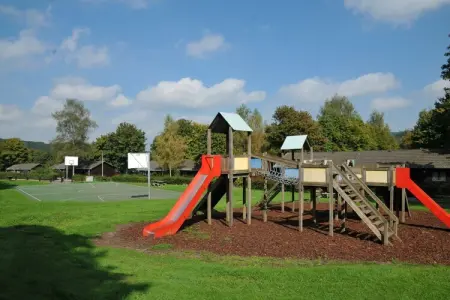 Vakantiepark La Boverie 1, Bungalow en Belgique près des collines vertes - Photo 10