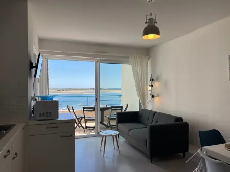 Appartement T3 à Port-Louis, balcon, proche commodités - Photo 4