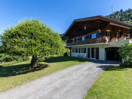 Rez de chalet calme avec terrasse - 2 chambres, proche pistes à La Clusaz - Photo 10