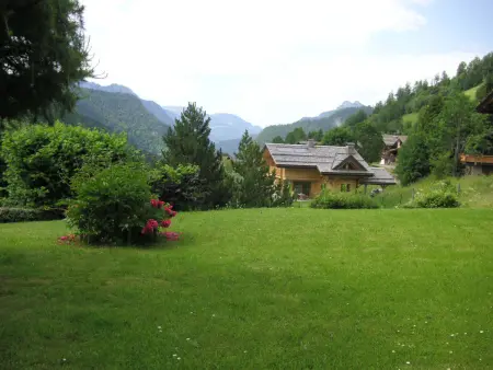 Rez de chalet calme avec terrasse - 2 chambres, proche pistes à La Clusaz - Photo 12