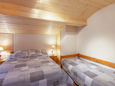 Appartement 2 Chambres au Centre, Proche Pistes, Wifi, Animaux Bienvenus - Photo 3