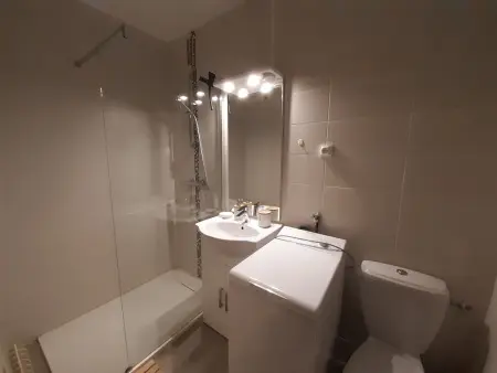 Studio rénové centre station pour 2 pers., Appartement 2 personnes à Brides les Bains - Photo 2