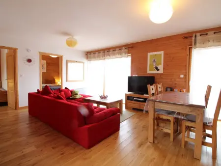 3 pièces cosy : Jardin, Wifi, Parking, 700m des pistes, 50m des commerces - Photo 3