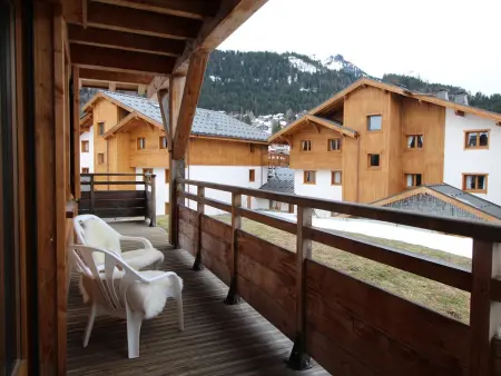 3 pièces cosy : Jardin, Wifi, Parking, 700m des pistes, 50m des commerces - Photo 9