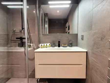 Appartement lumineux centre station, 6 personnes - Photo 9