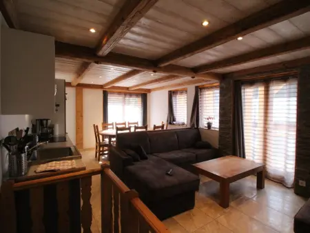 Spacieux appartement 5 pièces près des pistes, jusqu'à 12 personnes, parking et balcons - Photo 1